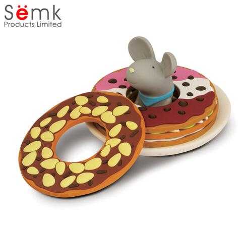 Decorative plastic animal shaped desktop drink coasters 