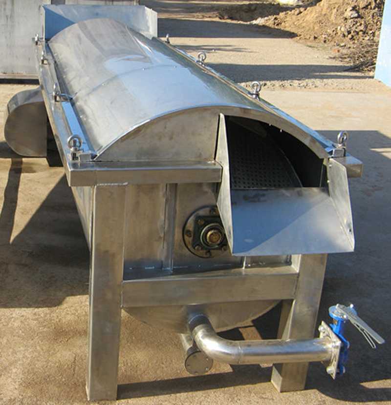 poultry slaughtering machine