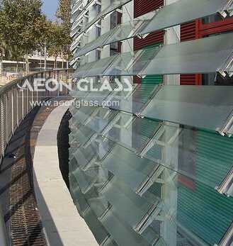 4mm-6mm Clear NASHIJI LOUVRE GLASS with CE&ISO certificate