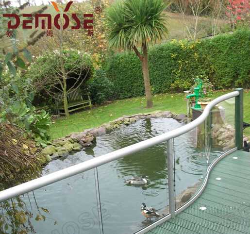 curved glass handrails with inox spigot for pond