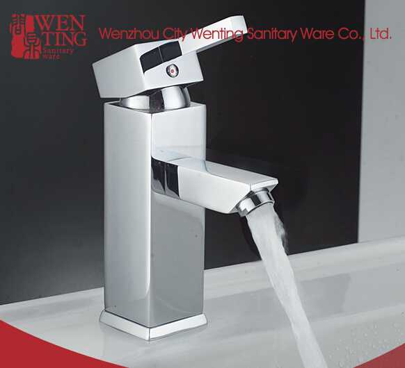 High quality single handle antique brass bathroom faucet design 