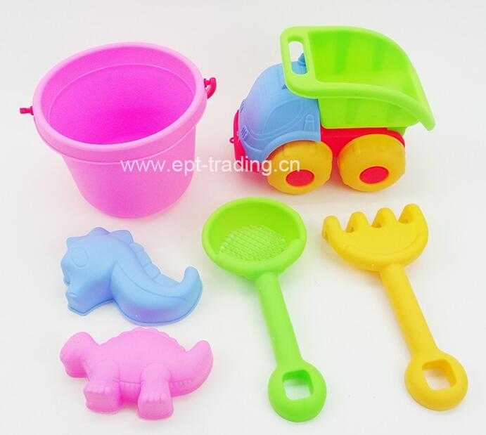 Top quality outdoor summer plastic non toxic sand tool set kids beach toy for sale 