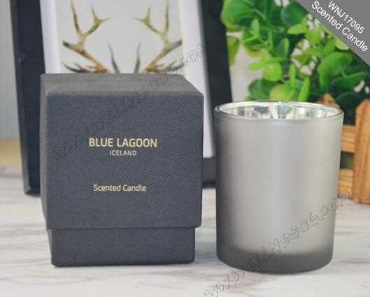 Modern design scented candle in glass jar