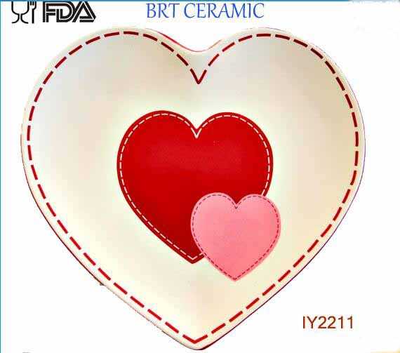 Sweet Heart Shape Ceramic Plate Wholesale