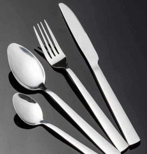 Modern Design Square Handle Inox Cutelry Set