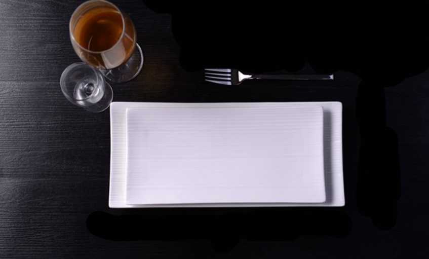 Rectangle white cheap ceramic sushi plate with linear stripe