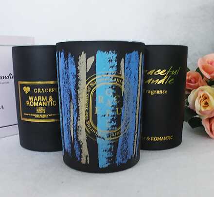 Flameless scented candle with customized logo and size