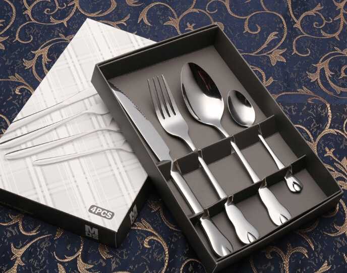Four-Piece Suit Cutlery With Specially Designed Handle