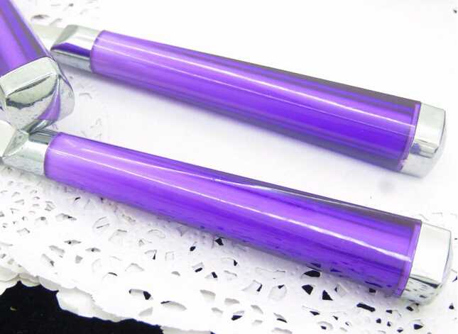 1.35MM Thickness Colorful Plastic Handle Stainless Steel Cutlery