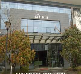 High quality aloe and soft lime scent glass jar candle