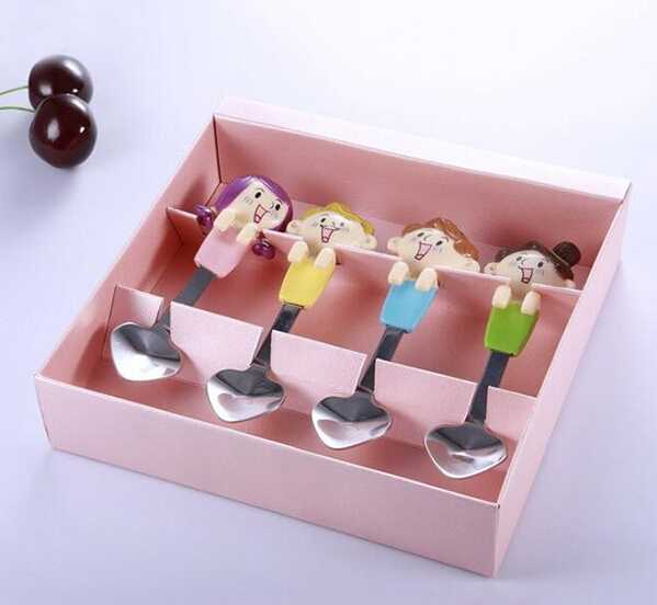 Doll Image Polyresin Spoon Set With Gift Box