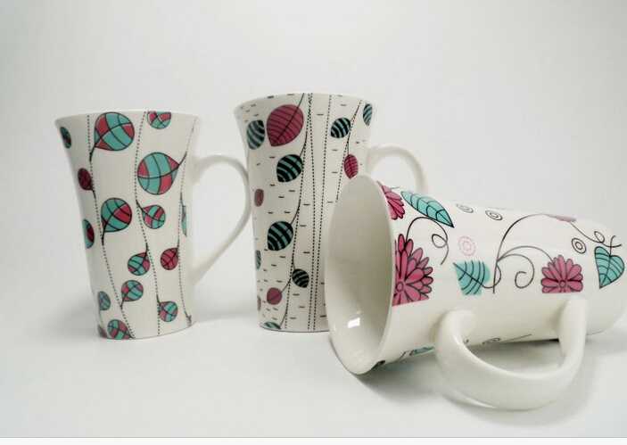 19 Oz Large Capacity Multicolor Flaring Mug