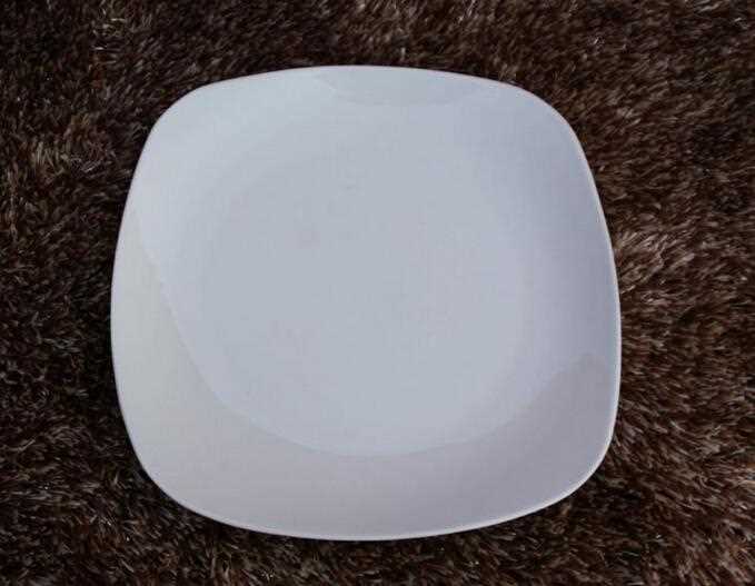 Stocked Square Unicolor Ceramic Table Plate