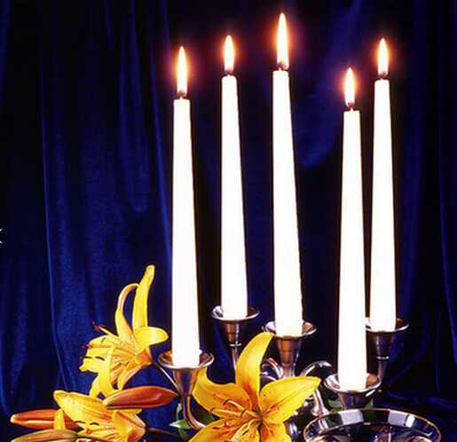 Non-scented smokeless white taper candle