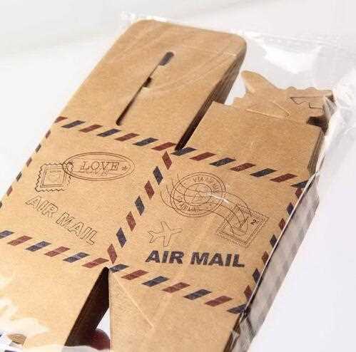 Paper gift box for baby shower 