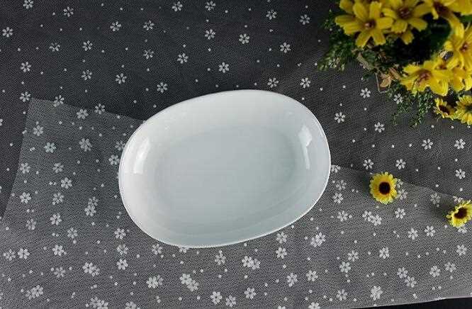 7.6 inch oval white bread plates