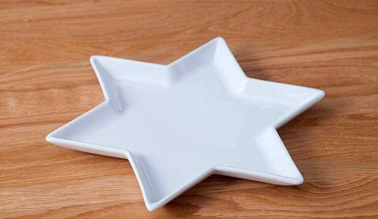 11 inch star-shaped white ceramic plate