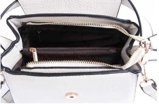 HARD FEELING LADIES BAGS