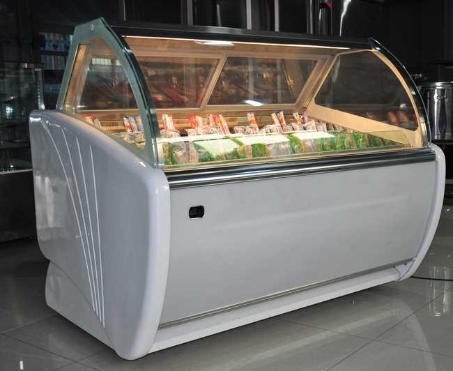 Ice cream freezer