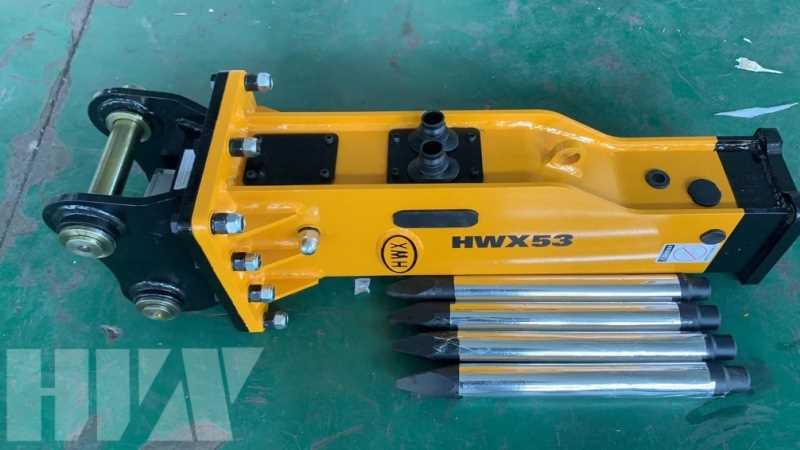 SB30 box type slent hydraulic breaker