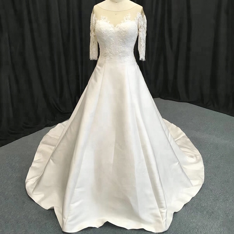 2019 Ball Gown Satin on Sale Gorgeous Arabic Long Tail Wedding Dress sale