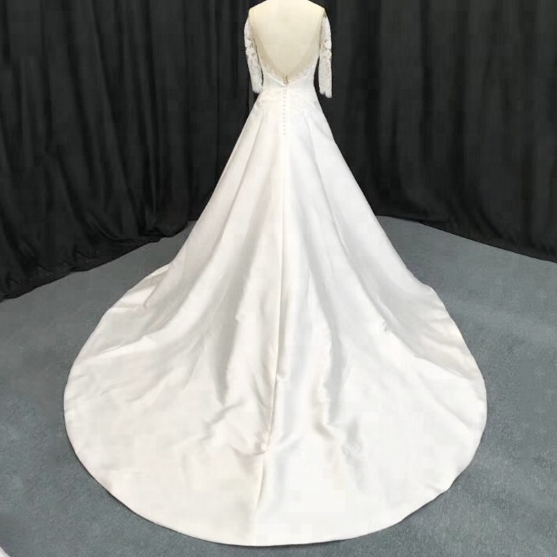 2019 Ball Gown Satin on Sale Gorgeous Arabic Long Tail Wedding Dress sale