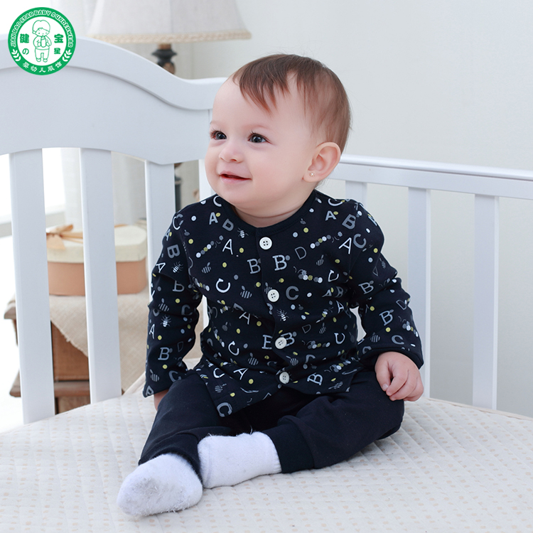 OEM Branded good quality 100% cotton newborn baby clothing set for sale