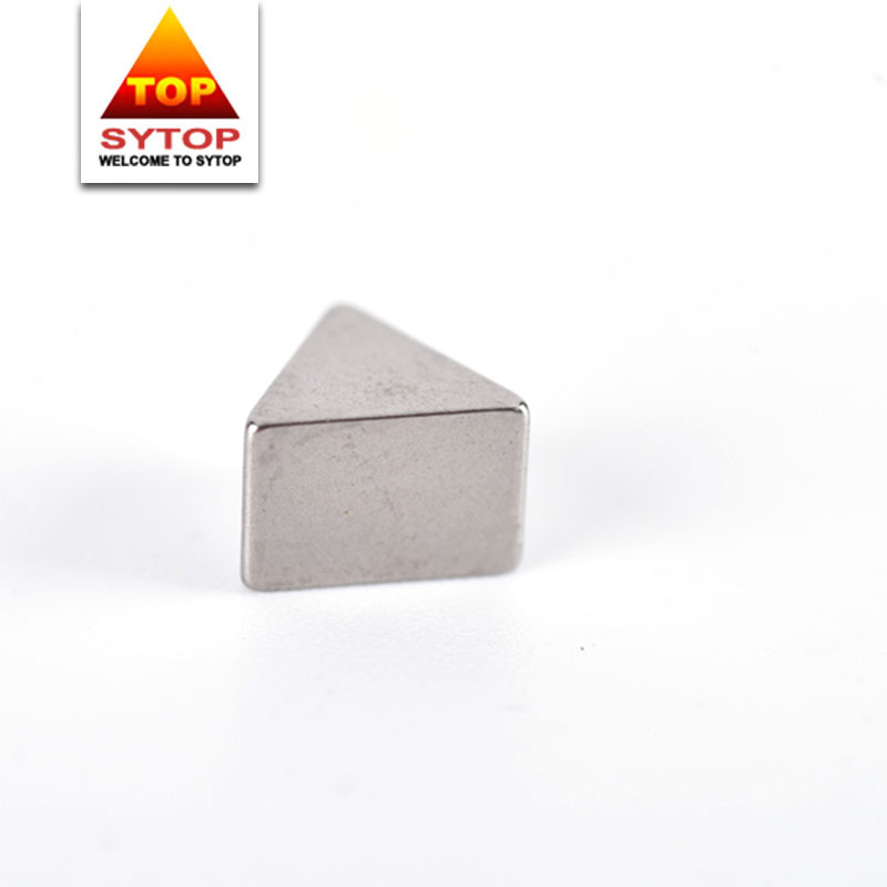 High erosion resistant stellite vs tungsten carbide saw tips