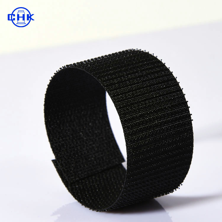 High quality 100% Nylon mushroom head injection molded hook /loop for garment sale