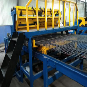 Engineers available to service machinery overseas After-sales Service Provided and cross wire length3300mm and welding diameter