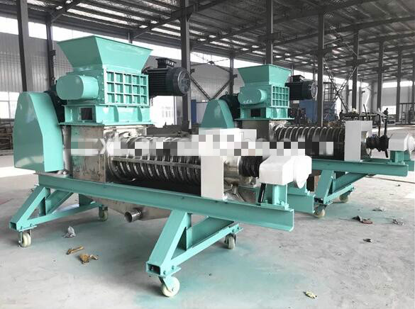 Automatic fruit juice crusher and extractor for fruit and vegetable, aloe, ginger