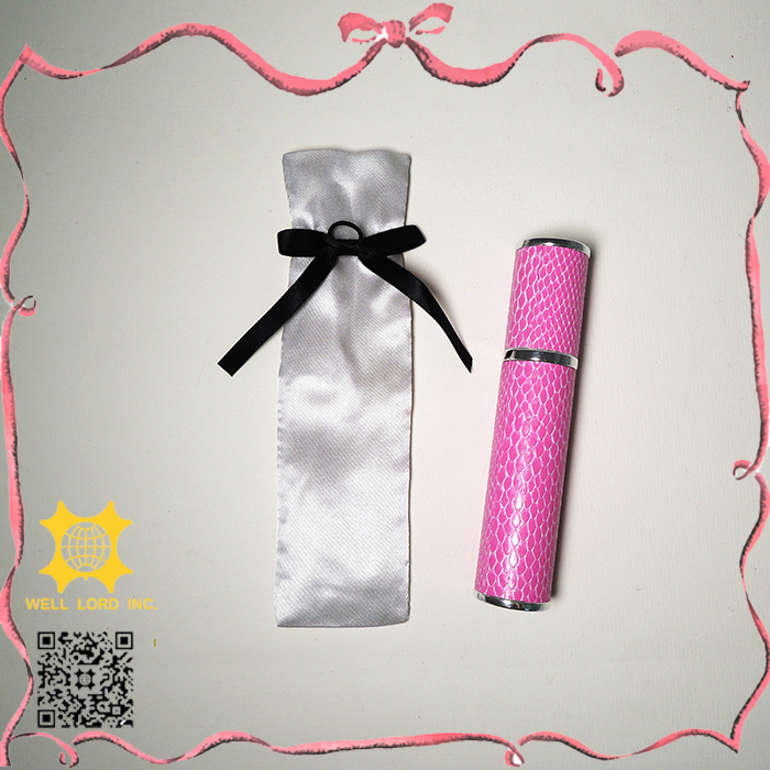 2018 best sale collection silver white portable cosmetic stain gift bag