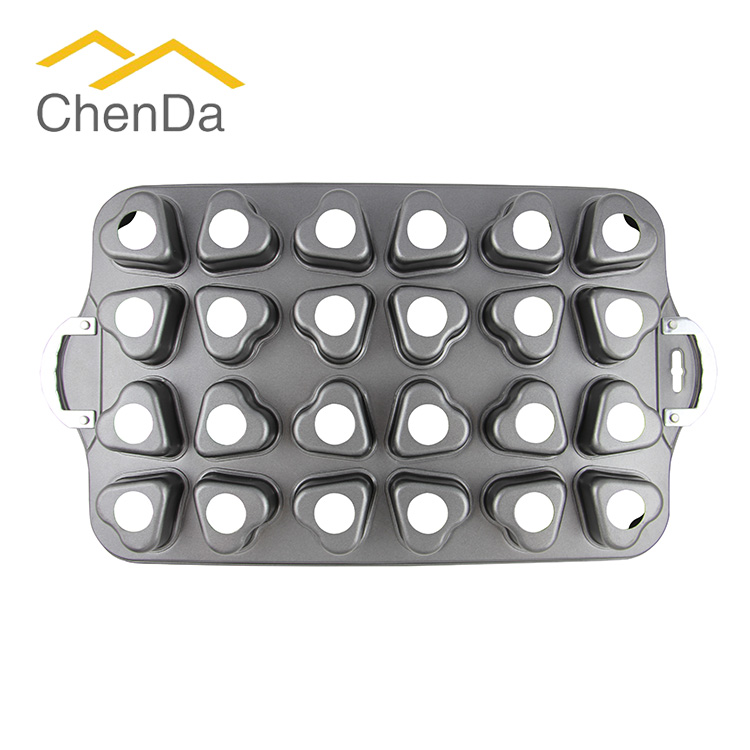 Carbon Steel Non-stick Mini Cheesecake Pan Heart Shape with Pop-out Base CD-T2405 for sale