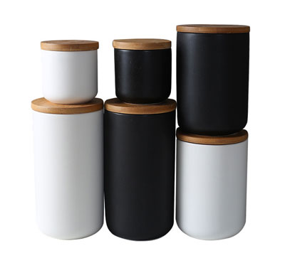 Matte White/Matte Black Ceramic Jar Candles With Wood Lids In Bulk