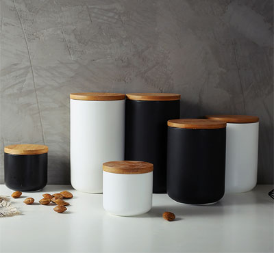 Matte White/Matte Black Ceramic Jar Candles With Wood Lids In Bulk