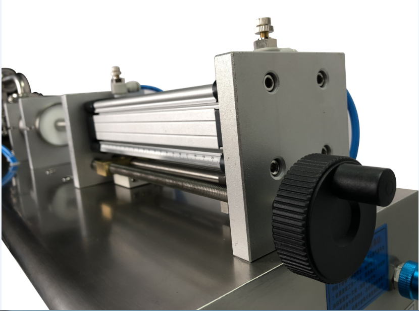 Semi-Automatic Ice Cream Filling Machine For Sale