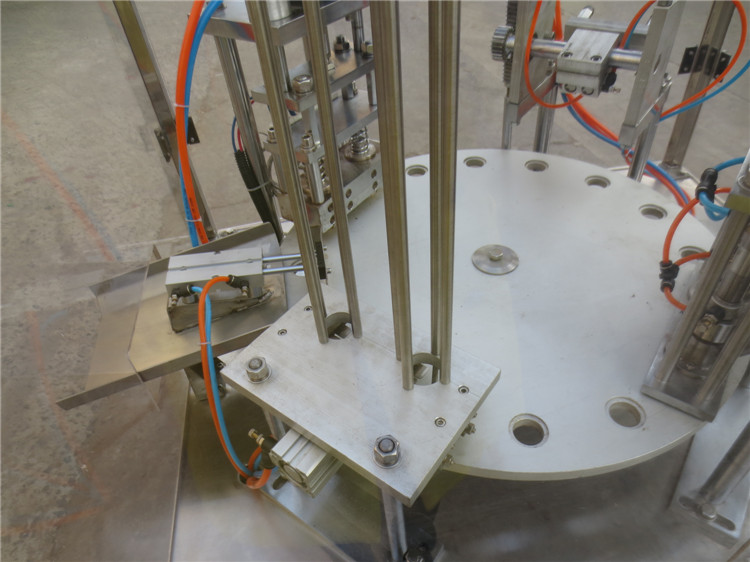 Rotary Type Ice Cream Cup Filling Machine for Sale