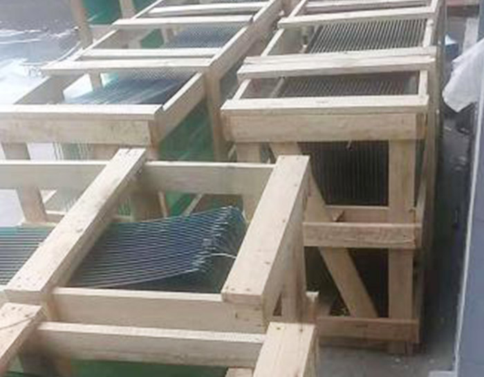 FRONT WINDSHIELD, cabin front glass, Front Windshield Glass, Howo Windshield, Howo Truck Windshield, Howo Truck Cab Front Windscreen